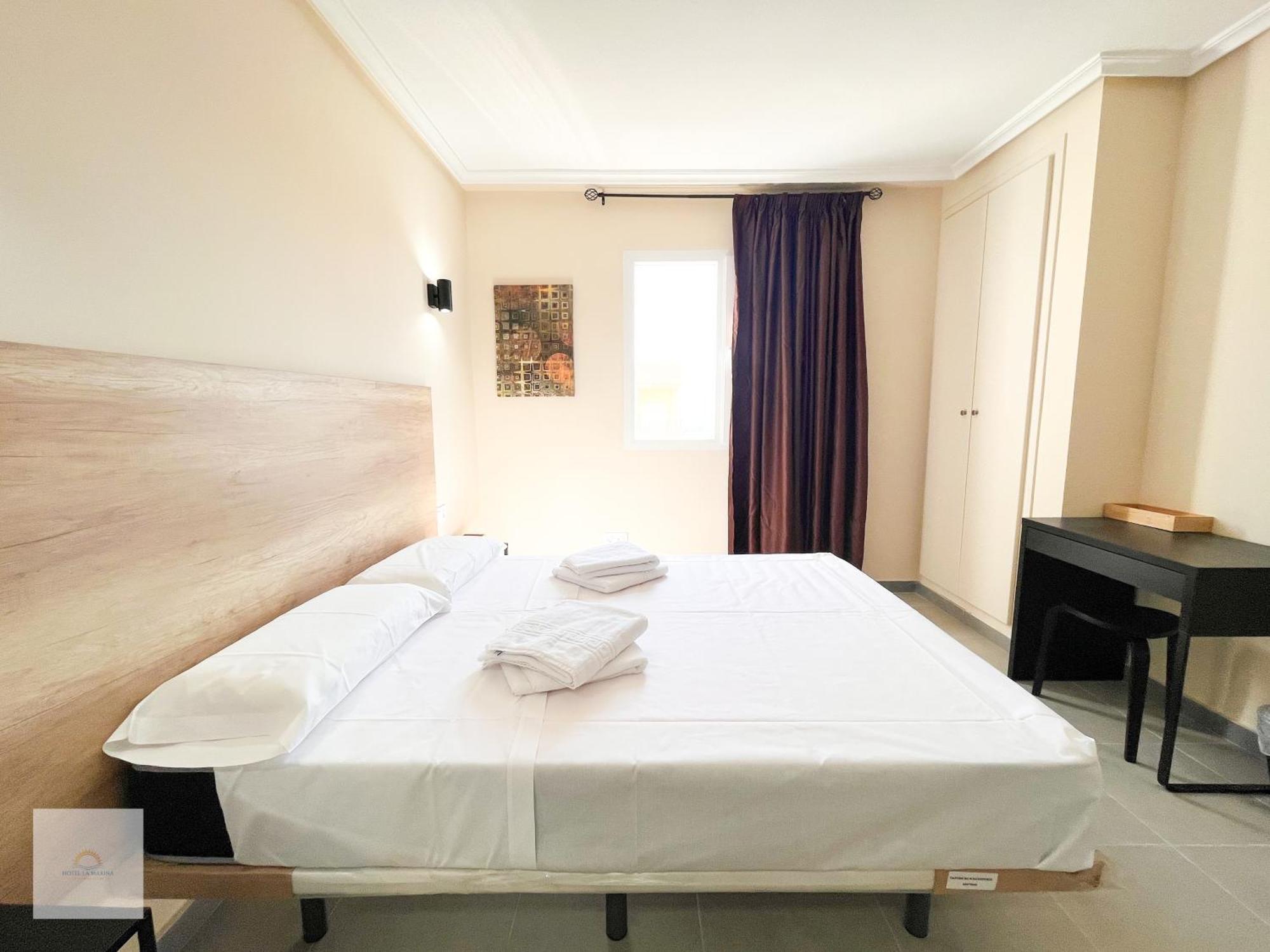 Hotel La Marina Elche La Mariña 외부 사진