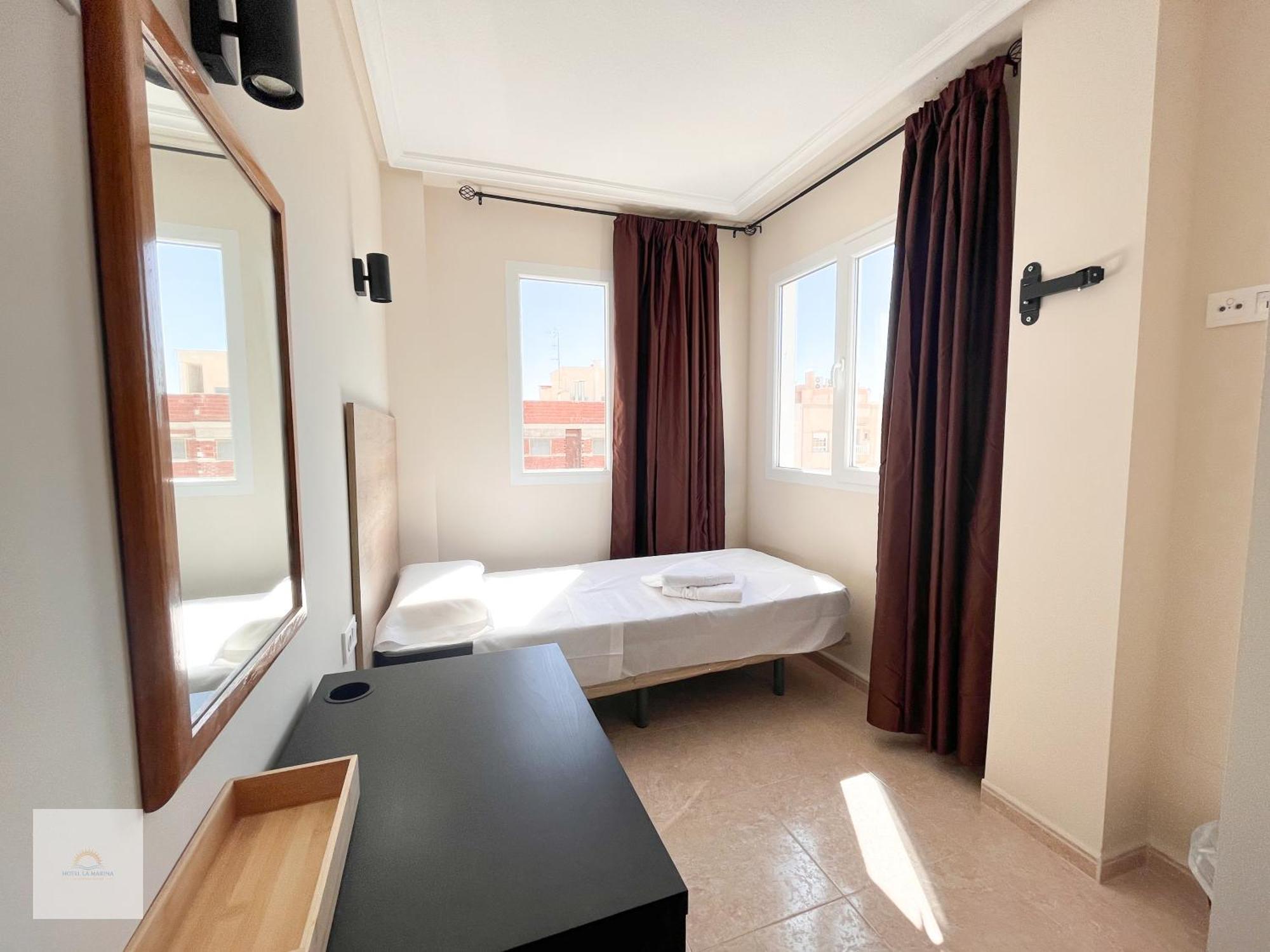 Hotel La Marina Elche La Mariña 외부 사진